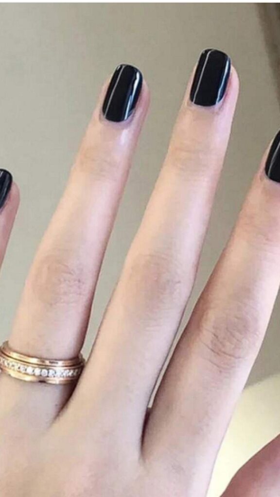 Black Nail Ideas